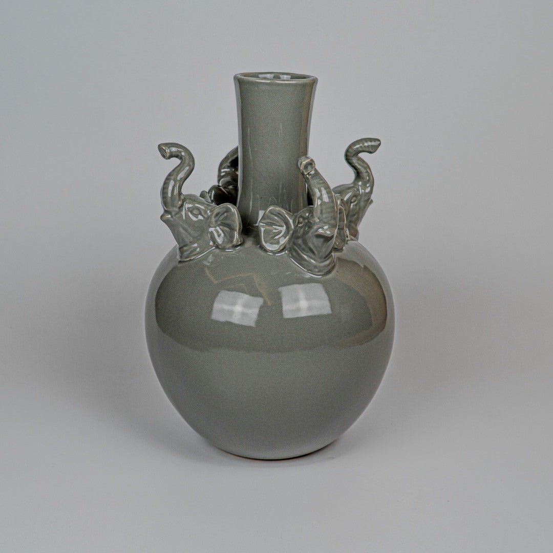 Vase Stefan - Elefanten - Höhe 32 cm - von strohdeicher design10081