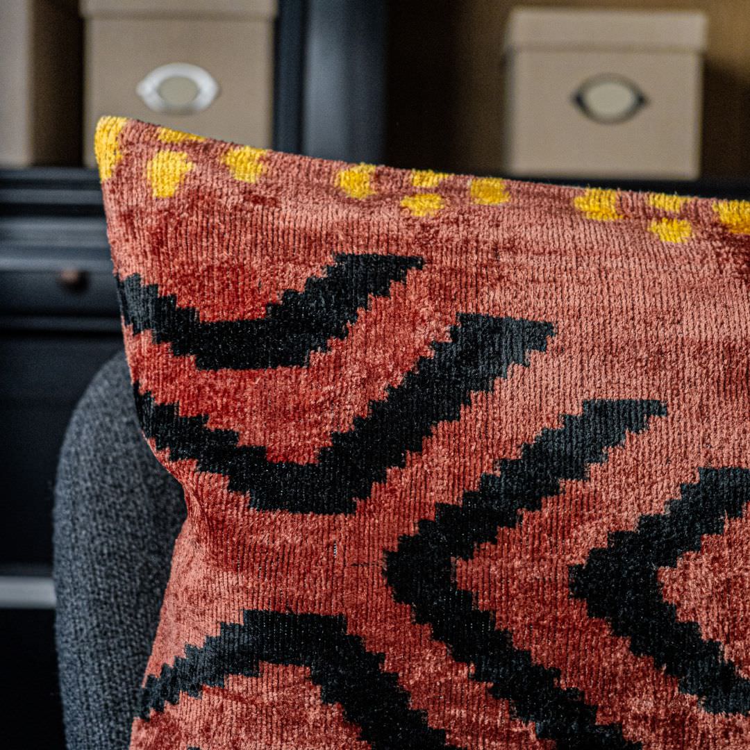 Kissen Desert Ember - Silk - Velvet 40 x 60 - von strohdeicher design10015