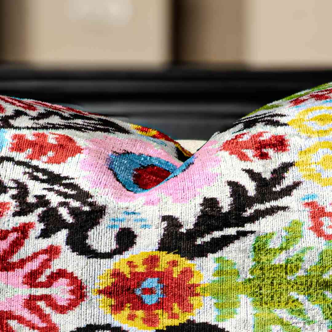 Kissen Flower Bomb - Silk - Velvet 40 x 60 - von strohdeicher design10088