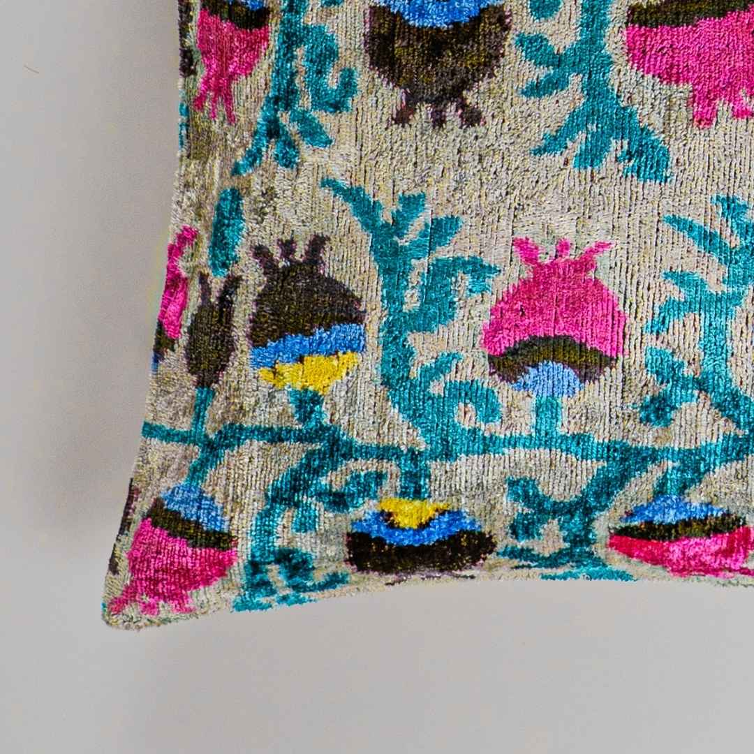 Ikat Kissen Botanist - Silk - Velvet 40 x 60 - von strohdeicher design10023