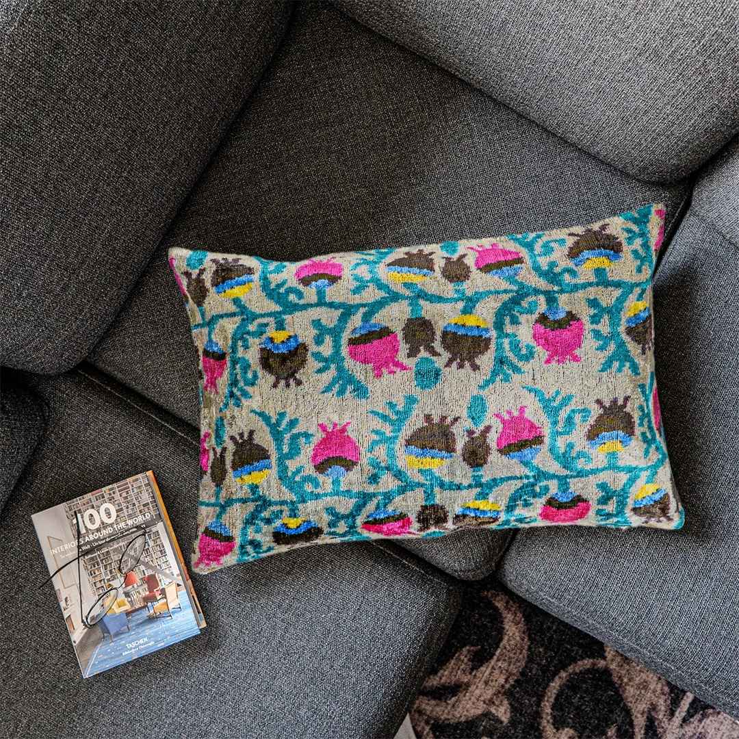 Ikat Kissen Botanist - Silk - Velvet 40 x 60 - von strohdeicher design10023