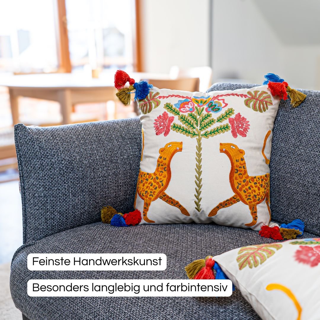 Kissenhülle Leo 45x45 cm aus Baumwolle – Bestickter Dekokissen Bezug - von strohdeicher design19195