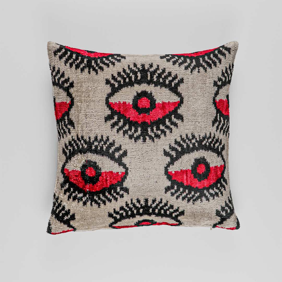 Ikat Kissen Mudra - Silk - Velvet 40 x 40 cm. Seide. Samt. Handgefertigt. Design aus Deutschland. - von strohdeicher design10027