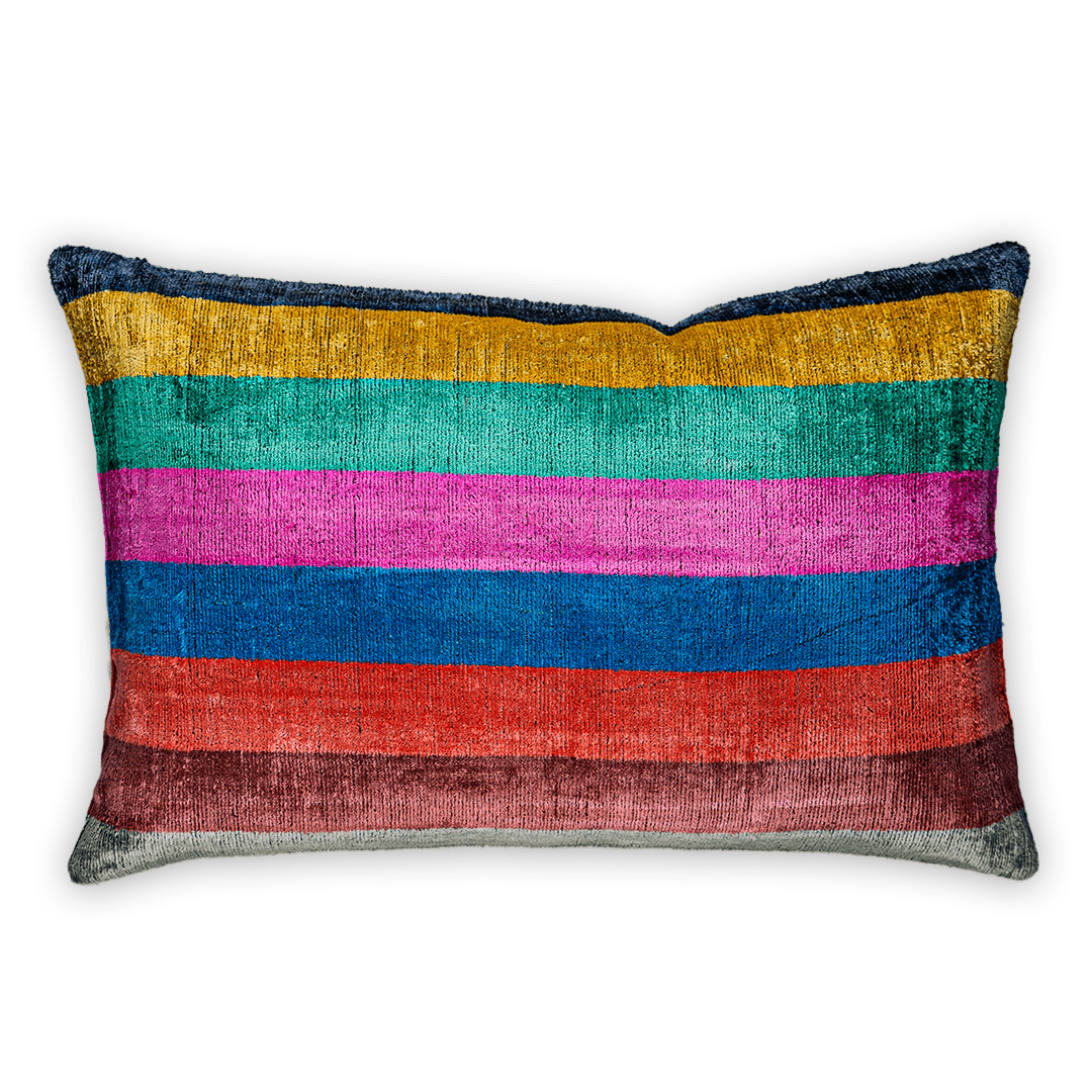 Dekokissen Ikat Rainbow - Silk - Velvet 40x60 cm. Seide. Samt. - von strohdeicher design10379
