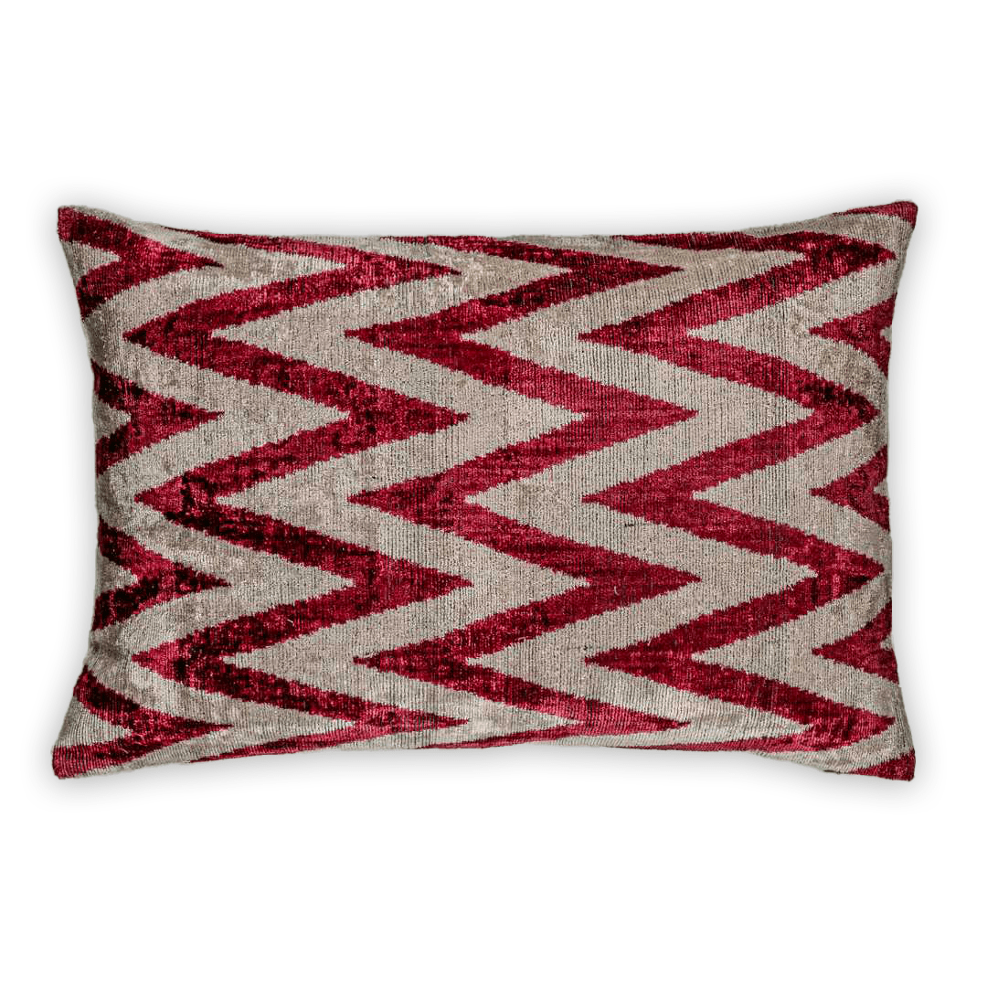 Dekokissen Ikat Chevron Rot - Silk - Velvet 40x60 cm. Seide. Samt. - von strohdeicher design10133
