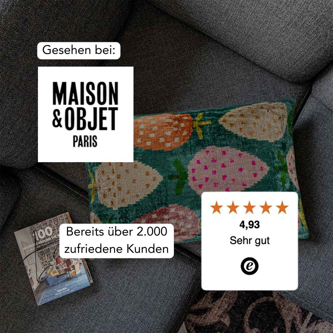 Ikat Kissen Berry Love - Silk - Velvet 40 x 60 cm. Seide. Samt. Handgefertigt. Design aus Deutschland. - von strohdeicher design10021